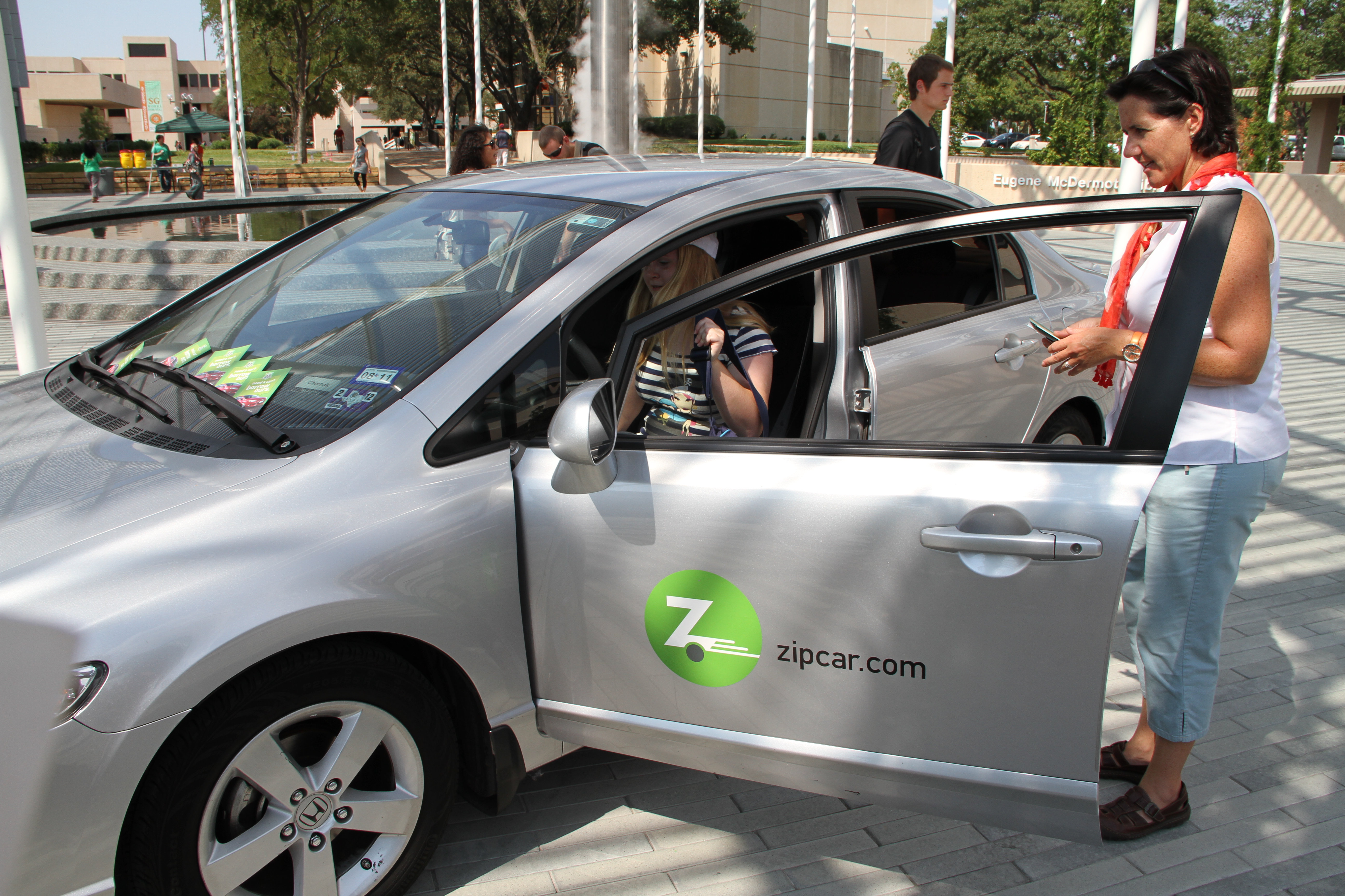 Zipcar caters to car-less students