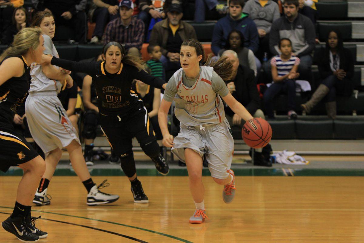 Women's basketball survives season opener with close win
