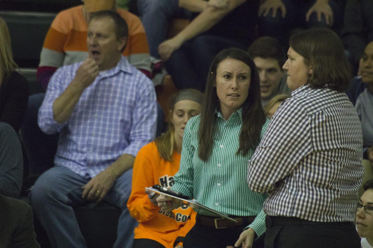 Andrew Gallegos
McAdams (left) with head coach Polly Thomason (right). McAdams, now in her third year as Thomason’s assistant, played four years at the University of Mary Hardin-Baylor before coming to UTD.