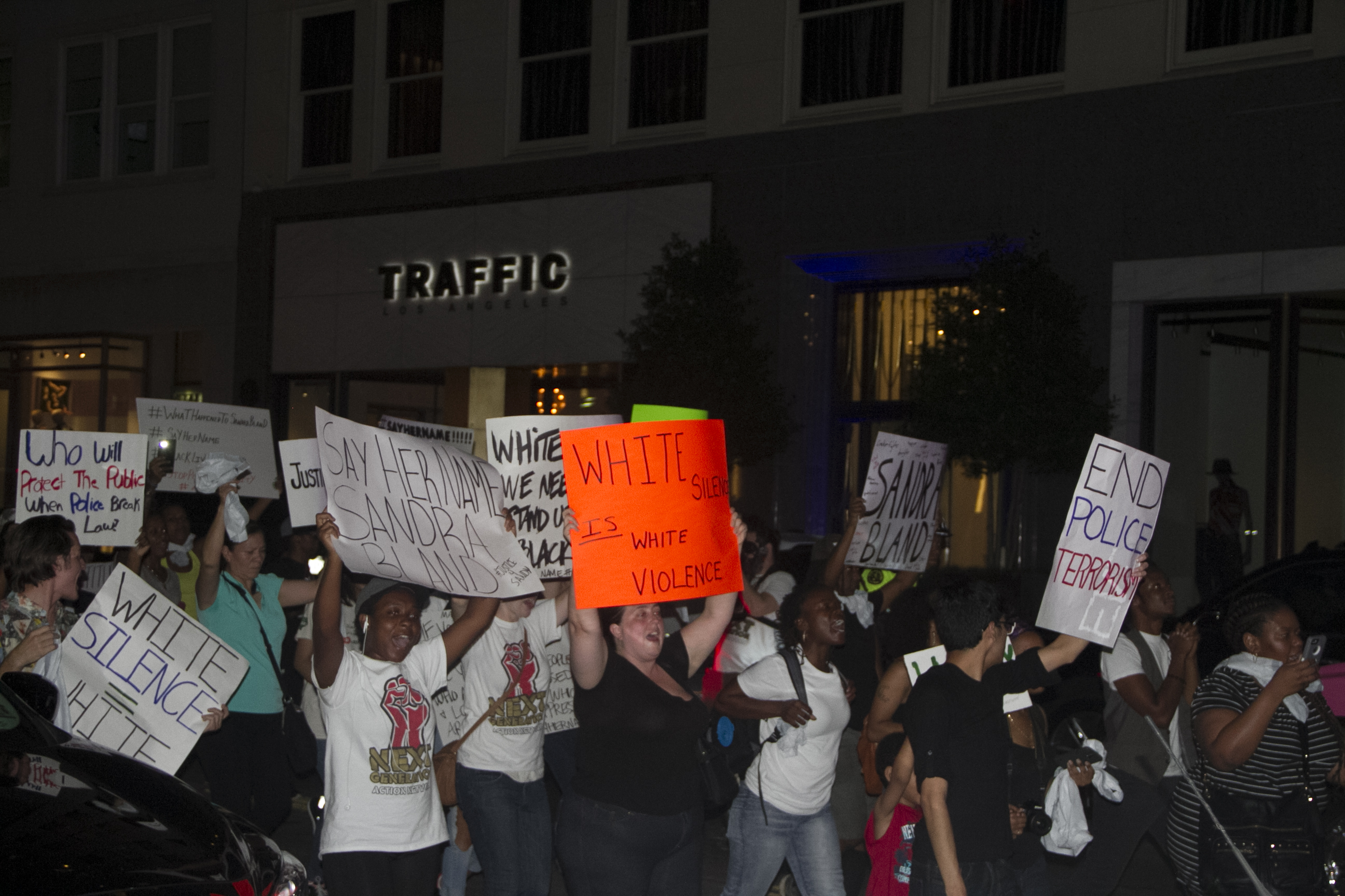 Protestors shut down downtown Dallas in support of Sandra Bland