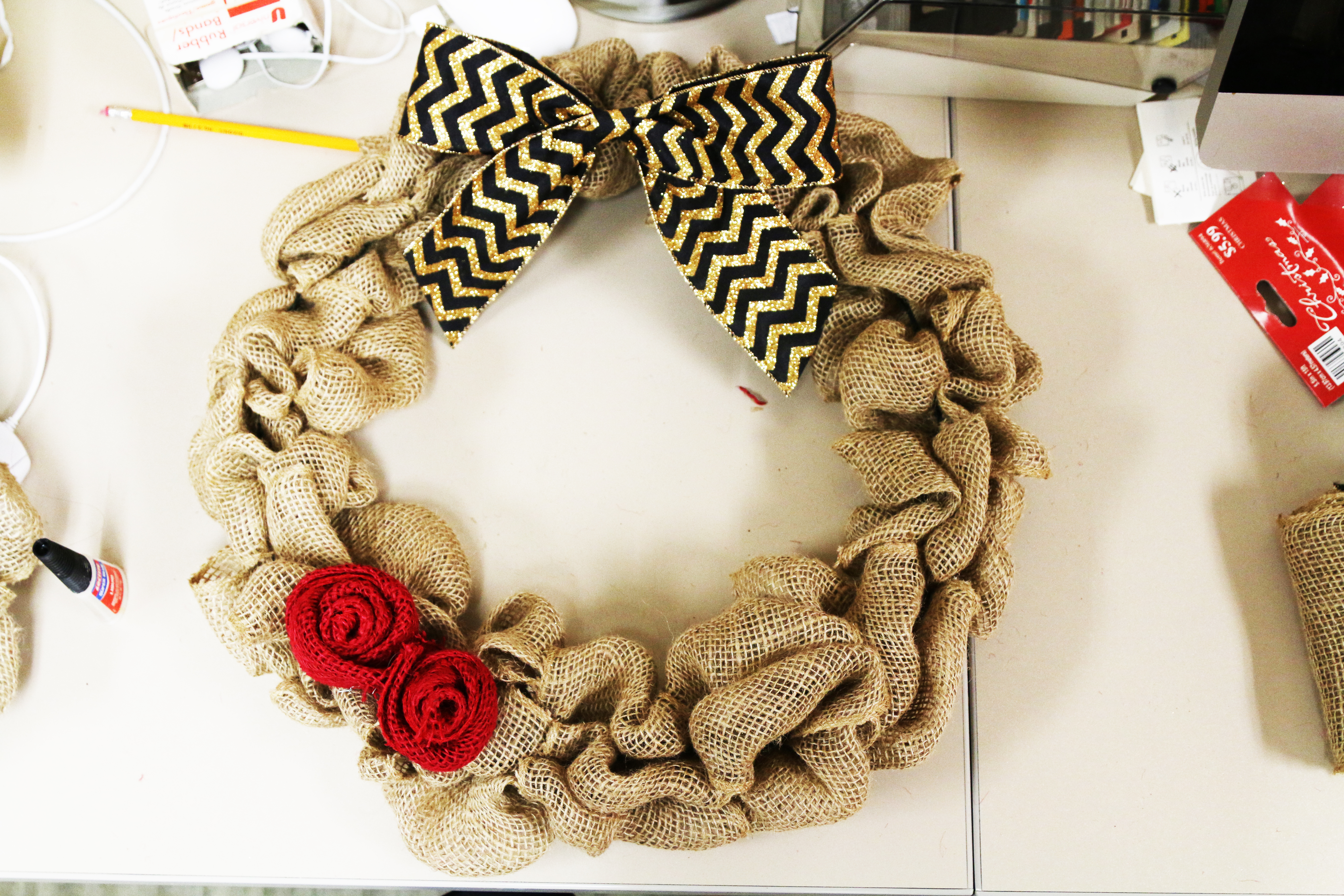 Pinpossible: Burlap Wreath