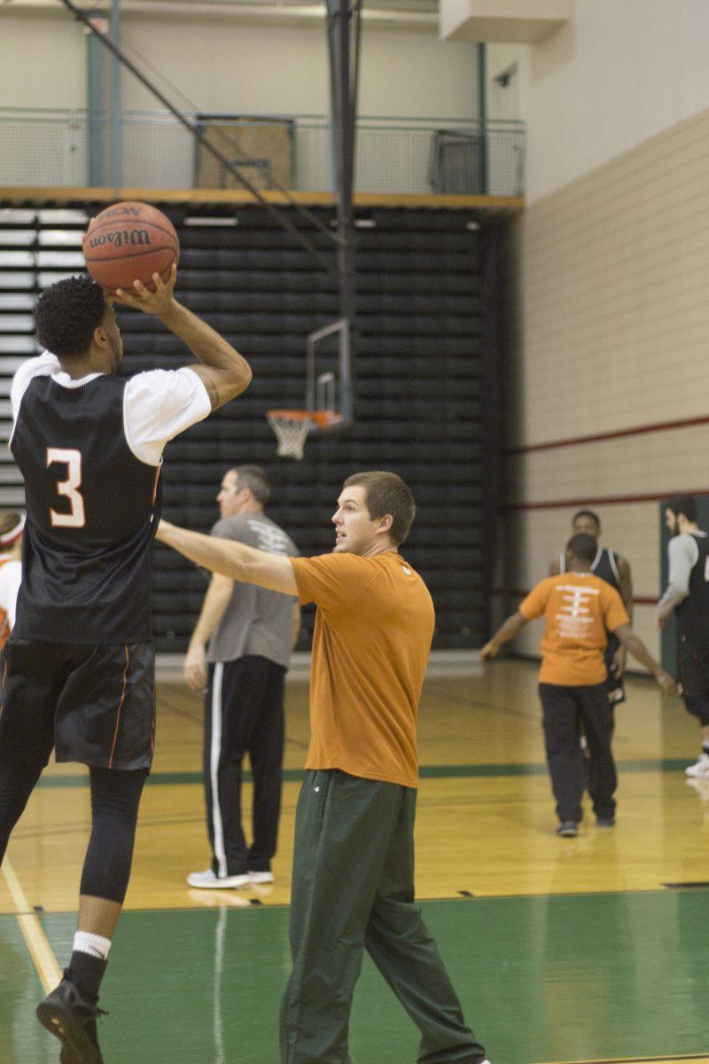Alum returns as assistant coach