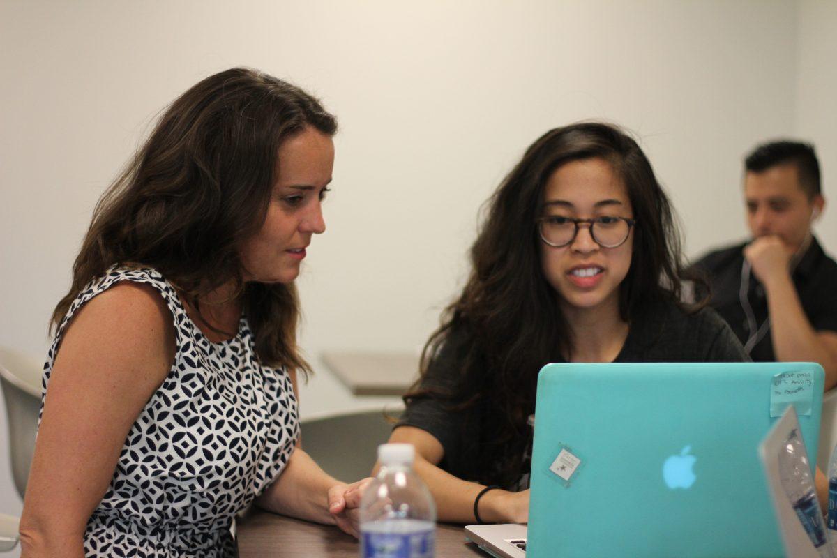 Amy Troutman (left) sits down with Kristina Kieu, an accounting senior, in the Professional Program in Accounting lounge. Troutman is the director of the PPA and founded the organization in 2007 as a service for students to gain real-world experience in accounting firms. Photo by Yash Musalgaonkar | Mercury Staff.