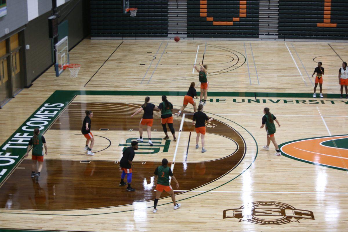 The current women’s roster hosts 11 freshman players, the largest freshman class since the 2008-09 season.