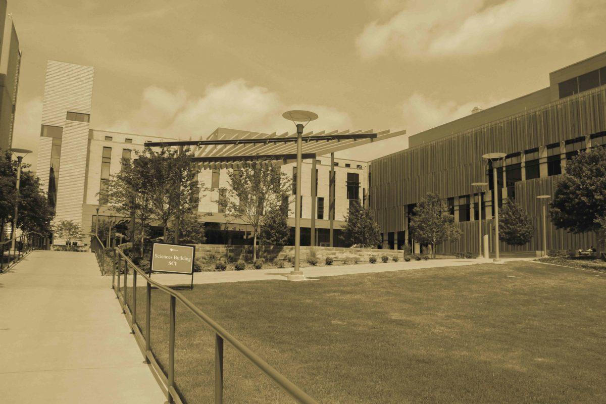 “The brand-new Sciences Building has something for everyone”. Photo by Anna Phengsakmueang | Photo Editor
