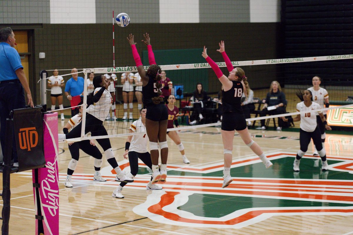 On October 17, Comet volleyball faces off against Miswestern State, ultimately losing in five sets.