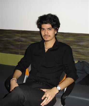 NICO TORRES
Graduate student, MS Marketing/
MBA candidate